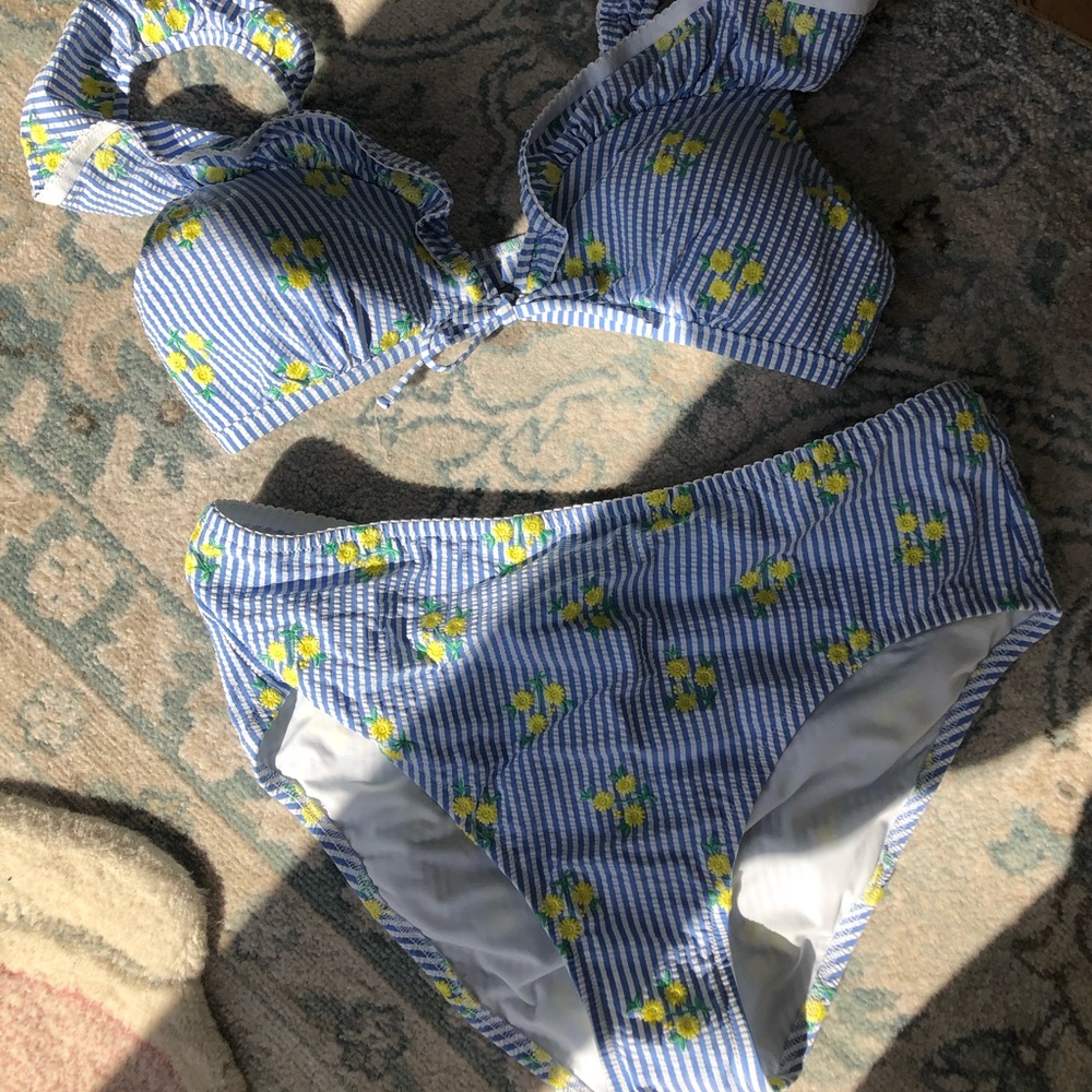 Blue and White Floral Bathing Suit 🌸